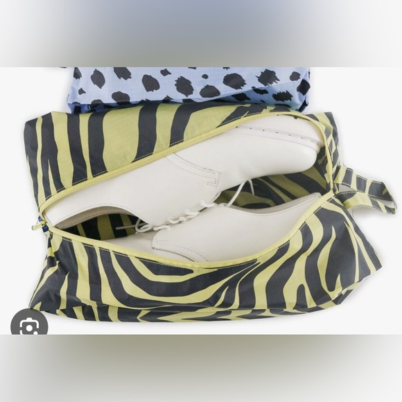 BAGGU 3D Zip Zebra print bag - Picture 2 of 5